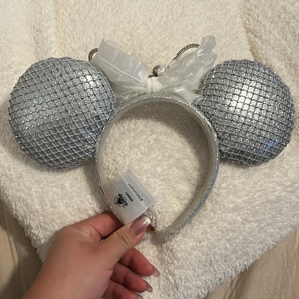 Disney Holiday Dazzling Gem Minnie Ears - Picture 5 of 6